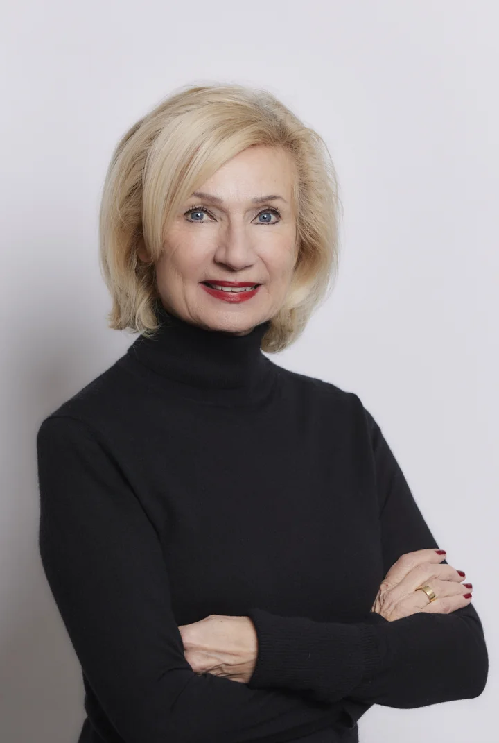 Prof. Dr. Julia Lehner